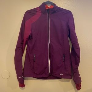 Brooks Shelter Technology Windbreaker